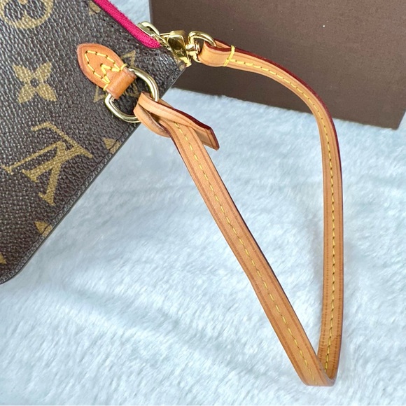 Louis Vuitton Monogram Neverfull Pouch with pink interior and box - Picture 6 of 14
